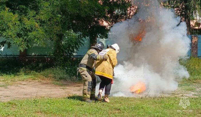 В Таганроге сотрудники МЧС  России провели занятия с персоналом наркологического диспансера